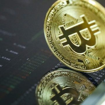 Sollten Sie in Bitcoin investieren?