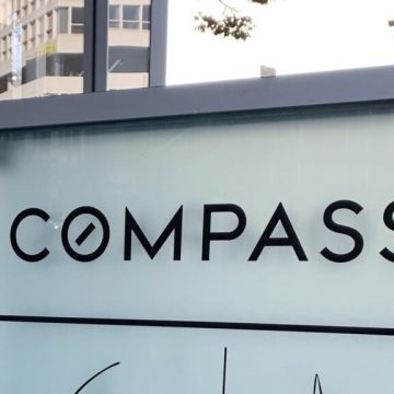 Compass erwirbt Consumer’s Title Company of California