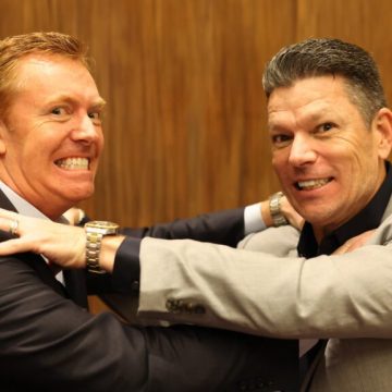 AUSSEHEN: Marc King und Nick Bailey tauschen Witze bei Connect Las Vegas aus